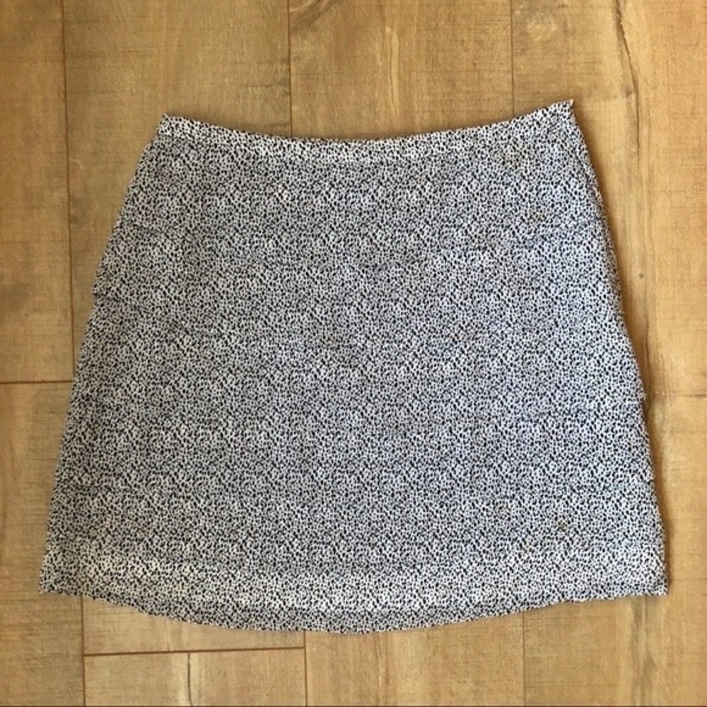 H&M mini skirt with lining and zipper